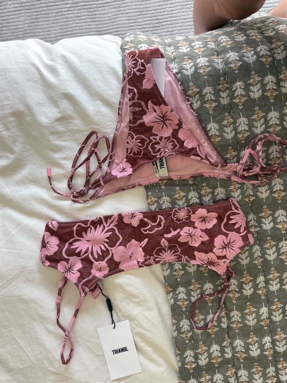 triangl swimwear Pink Floral Bikini Top and bottom - Picture 3 of 10